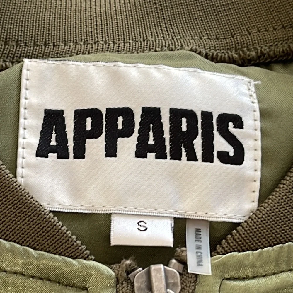 Apparis - Picture 6 of 12